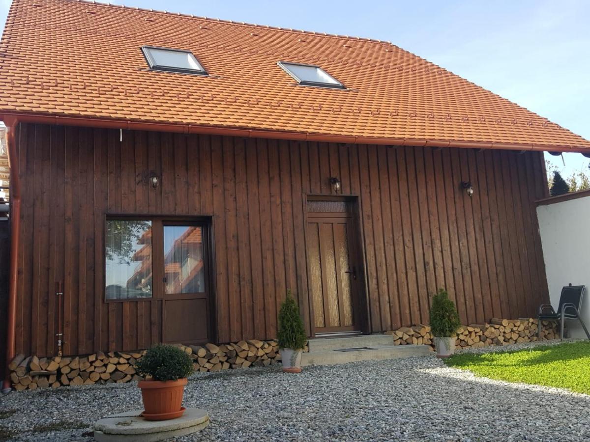 Hotel Casa Sura Sasilor Hermannstadt Exterior foto