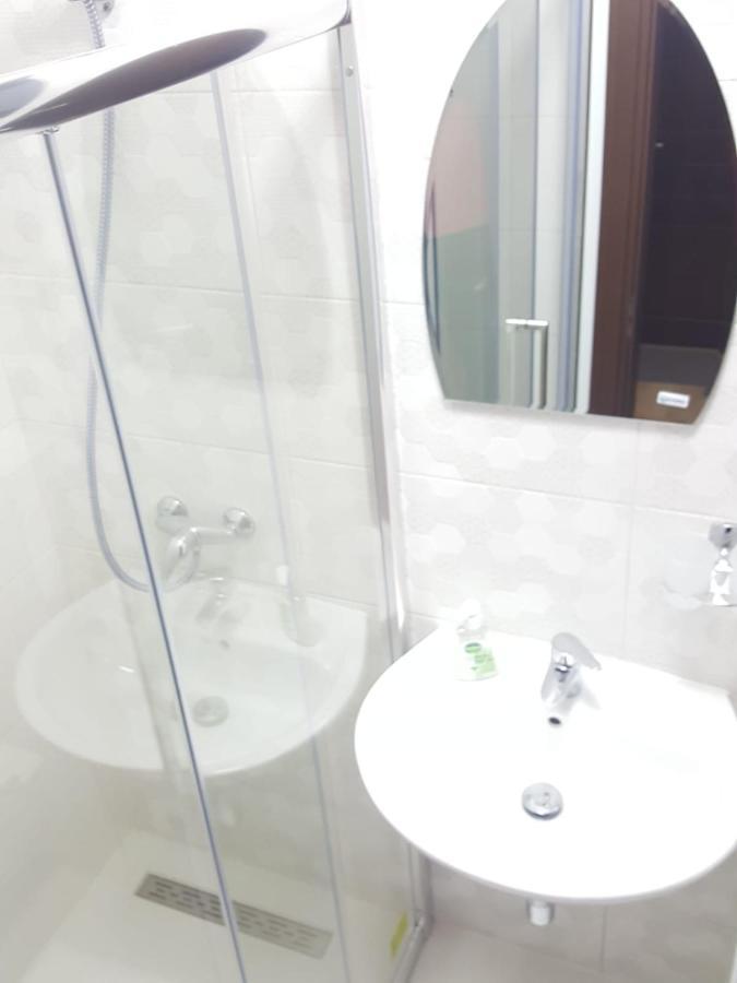 Hotel Casa Sura Sasilor Hermannstadt Zimmer foto