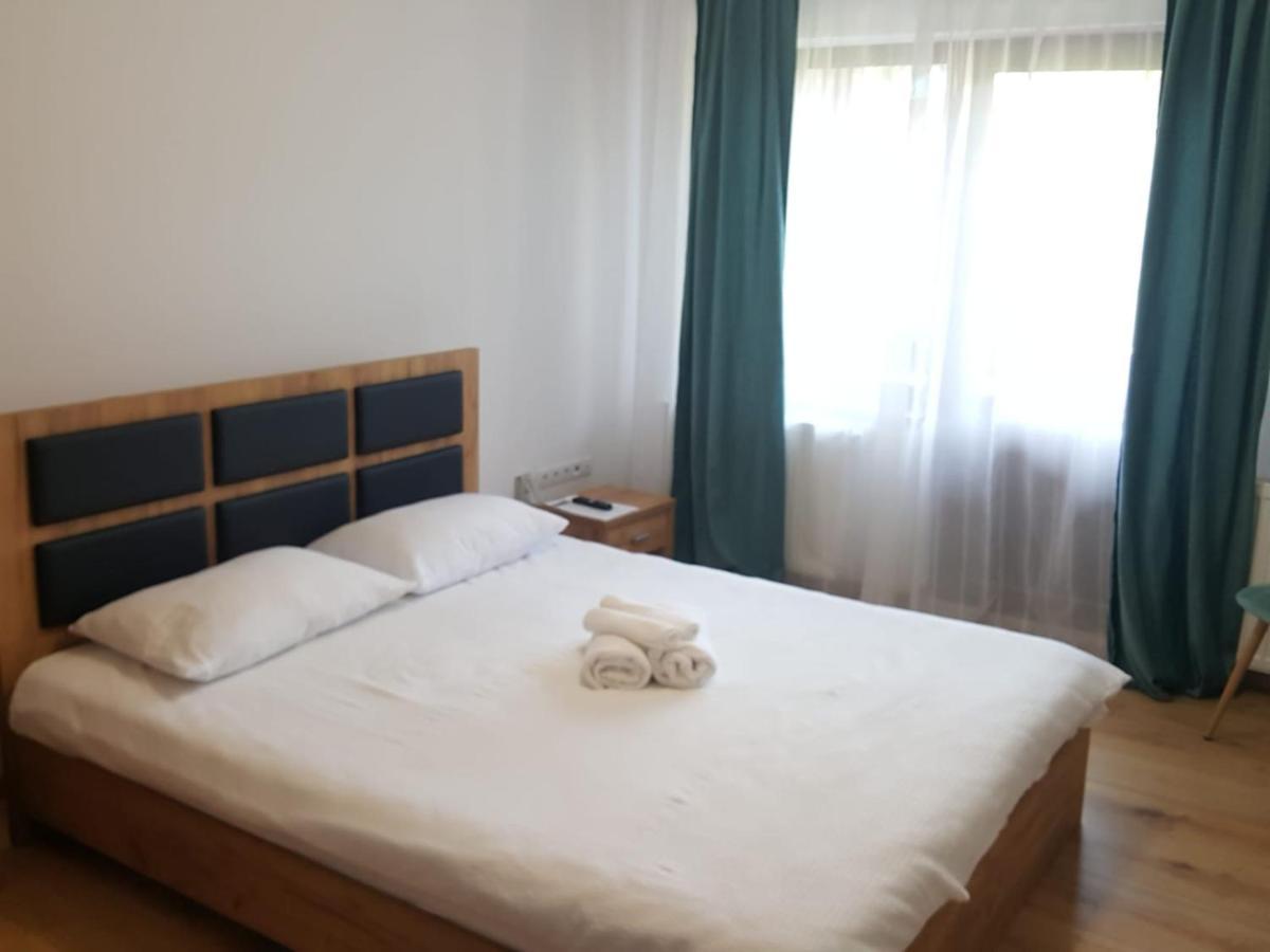 Hotel Casa Sura Sasilor Hermannstadt Zimmer foto